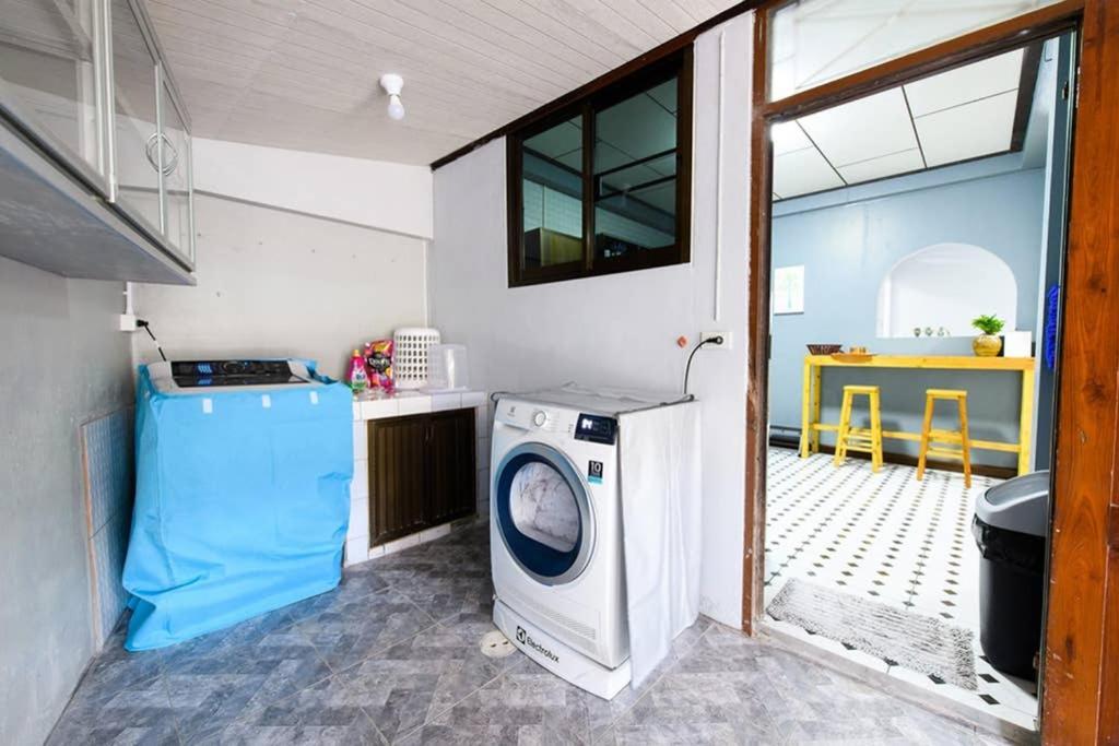 Bluebell House Hatyai - Cosy 3 Bedrooms For 10 Pax - 9 Mins Drive To Lee Grd Ban Kho Hong Dış mekan fotoğraf